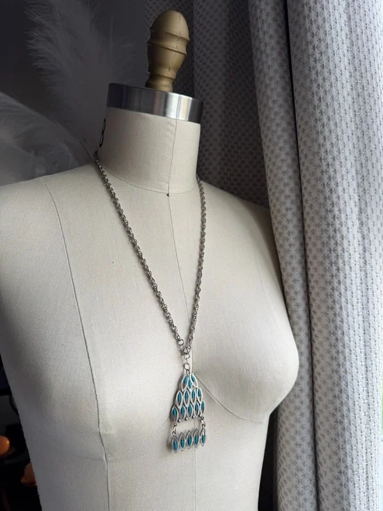 Vintage | Silver-tone Turquoise Color Pendant Dangle Bohemian 24 Inch Necklace - Picture 12 of 12